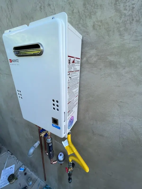 Tankless water heater installation for Monrovia homes